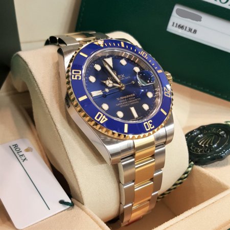SUBMARINER DATE Oyster perpetual